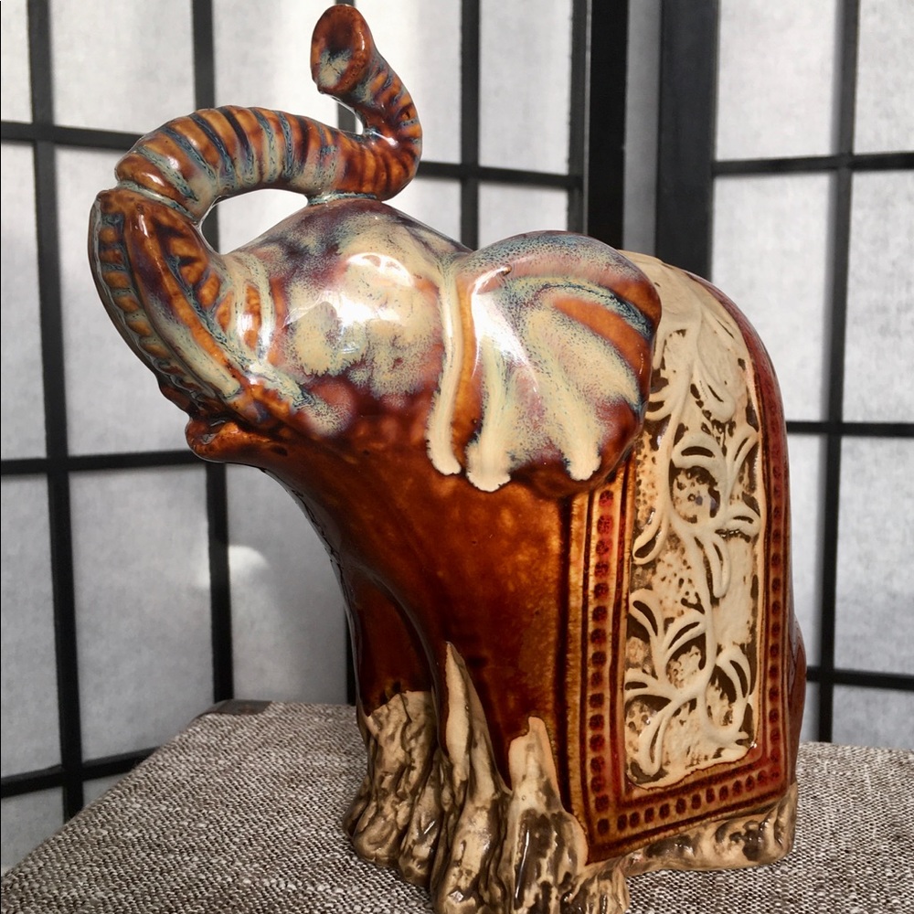 Decorative elephant